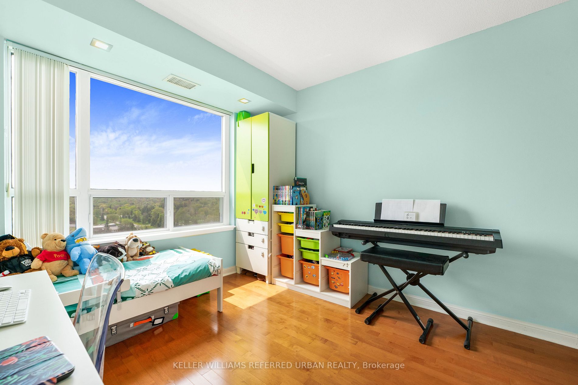Listing C6004876 - Large Photo # 18