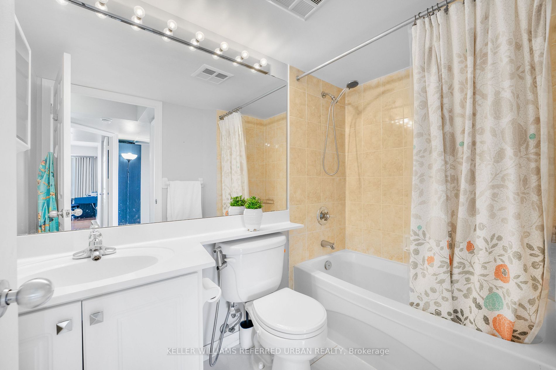 Listing C6004876 - Large Photo # 22