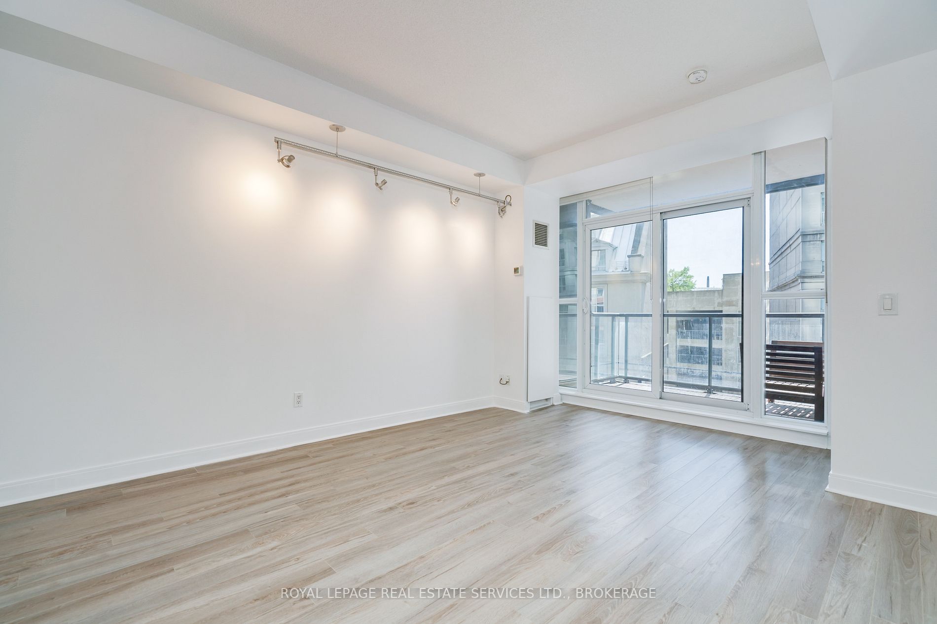 1 Scott St, #503
