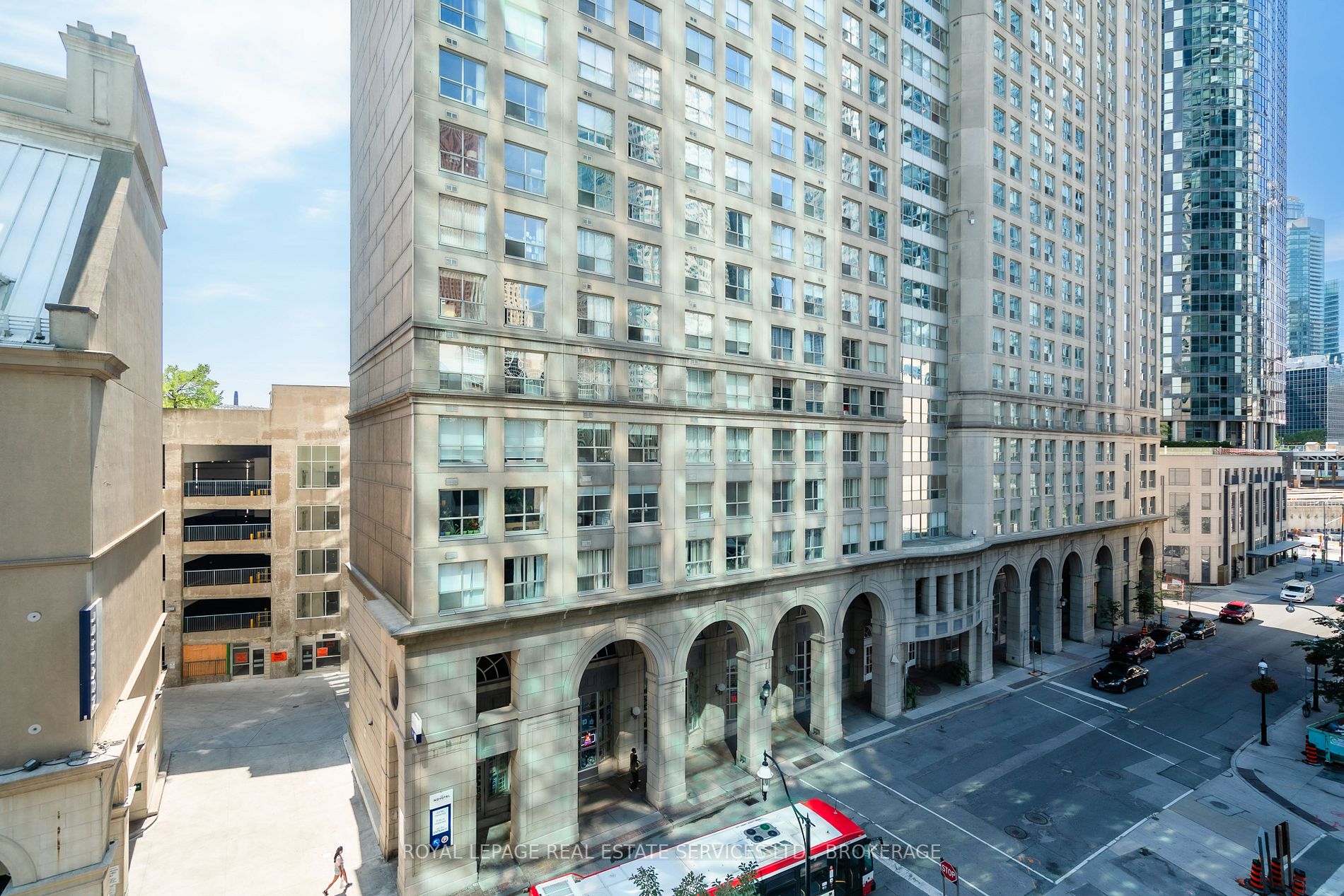 1 Scott St, #503