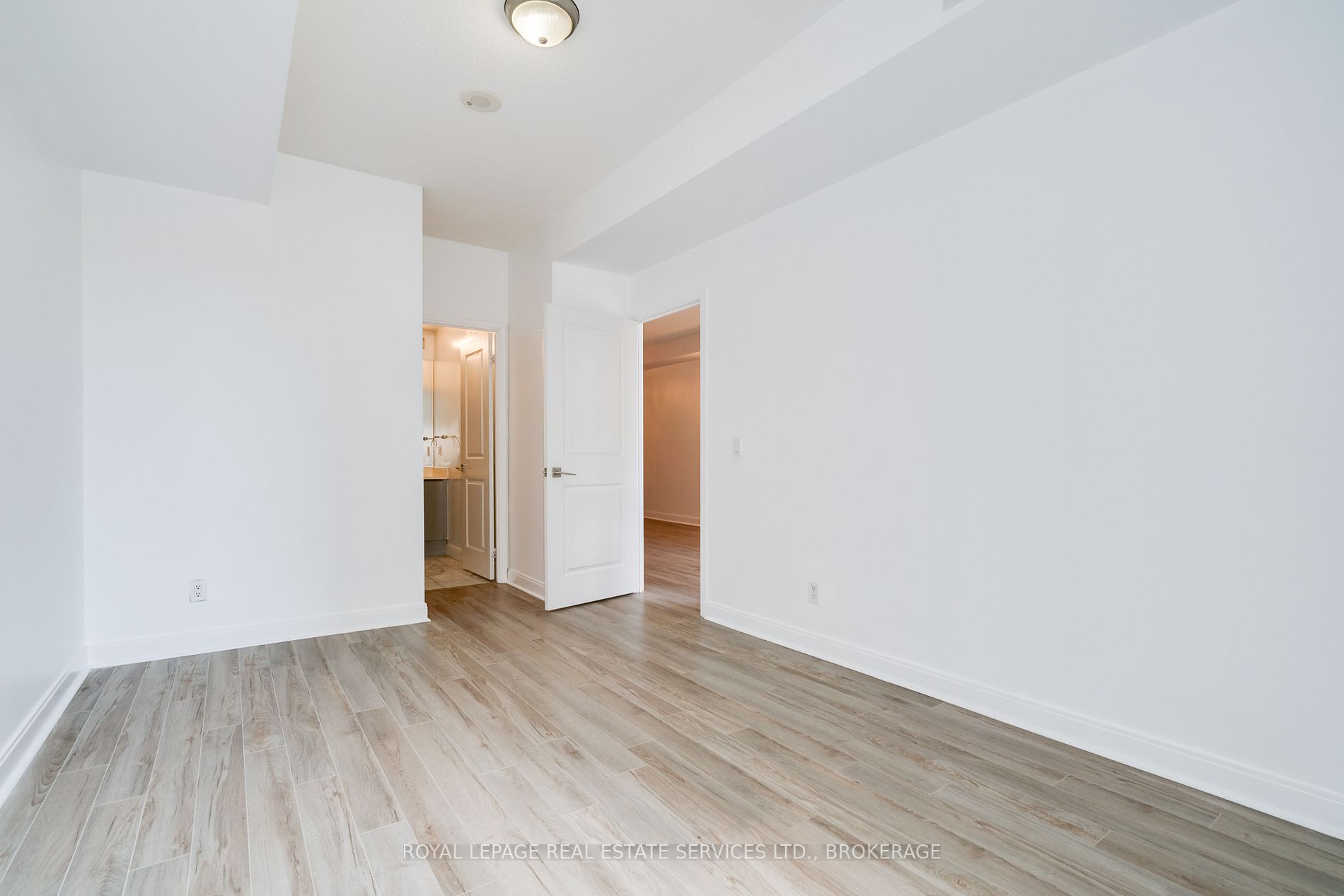1 Scott St, #503