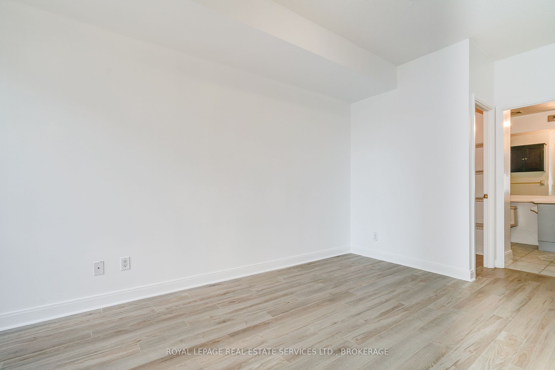 1 Scott St, #503