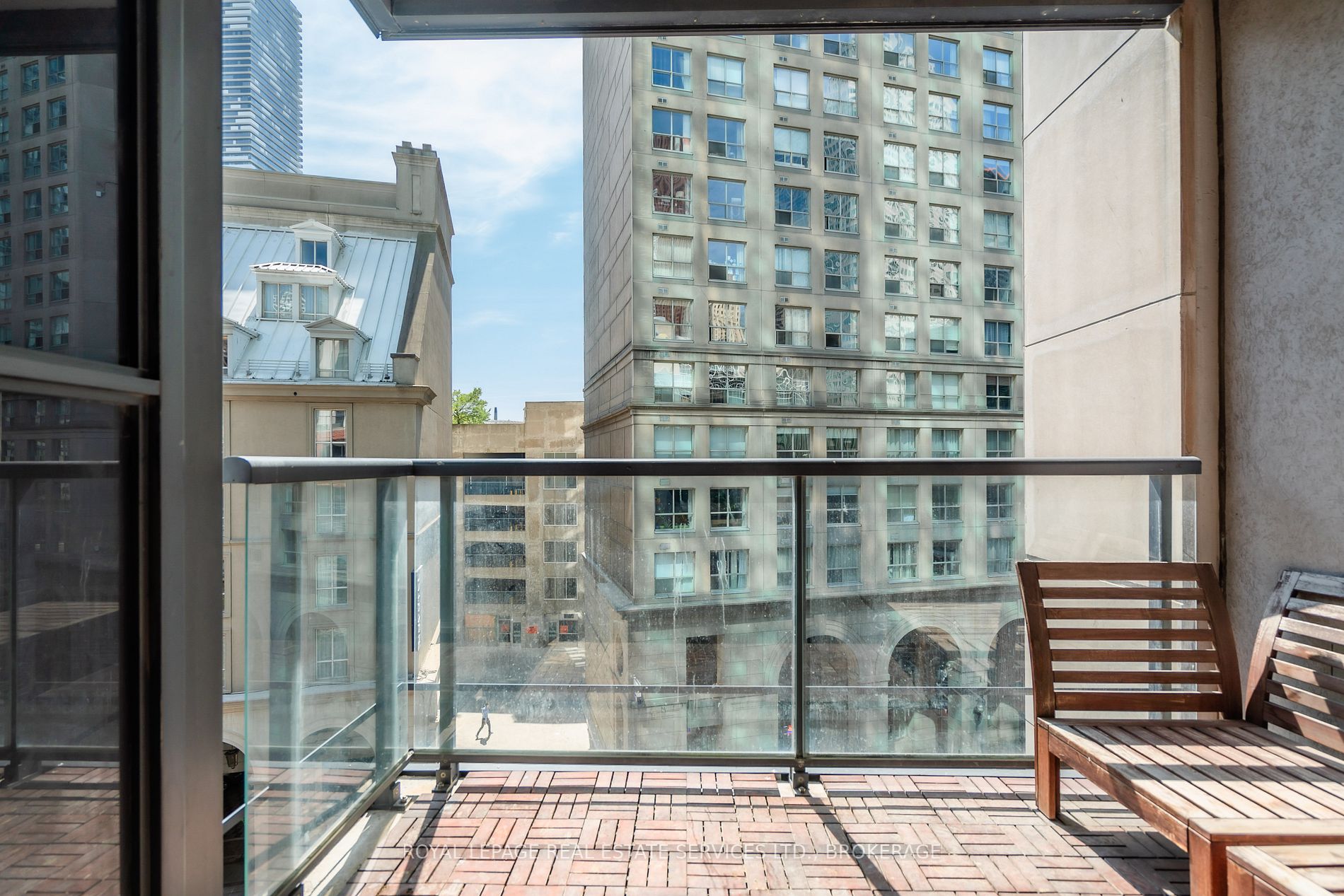 1 Scott St, #503