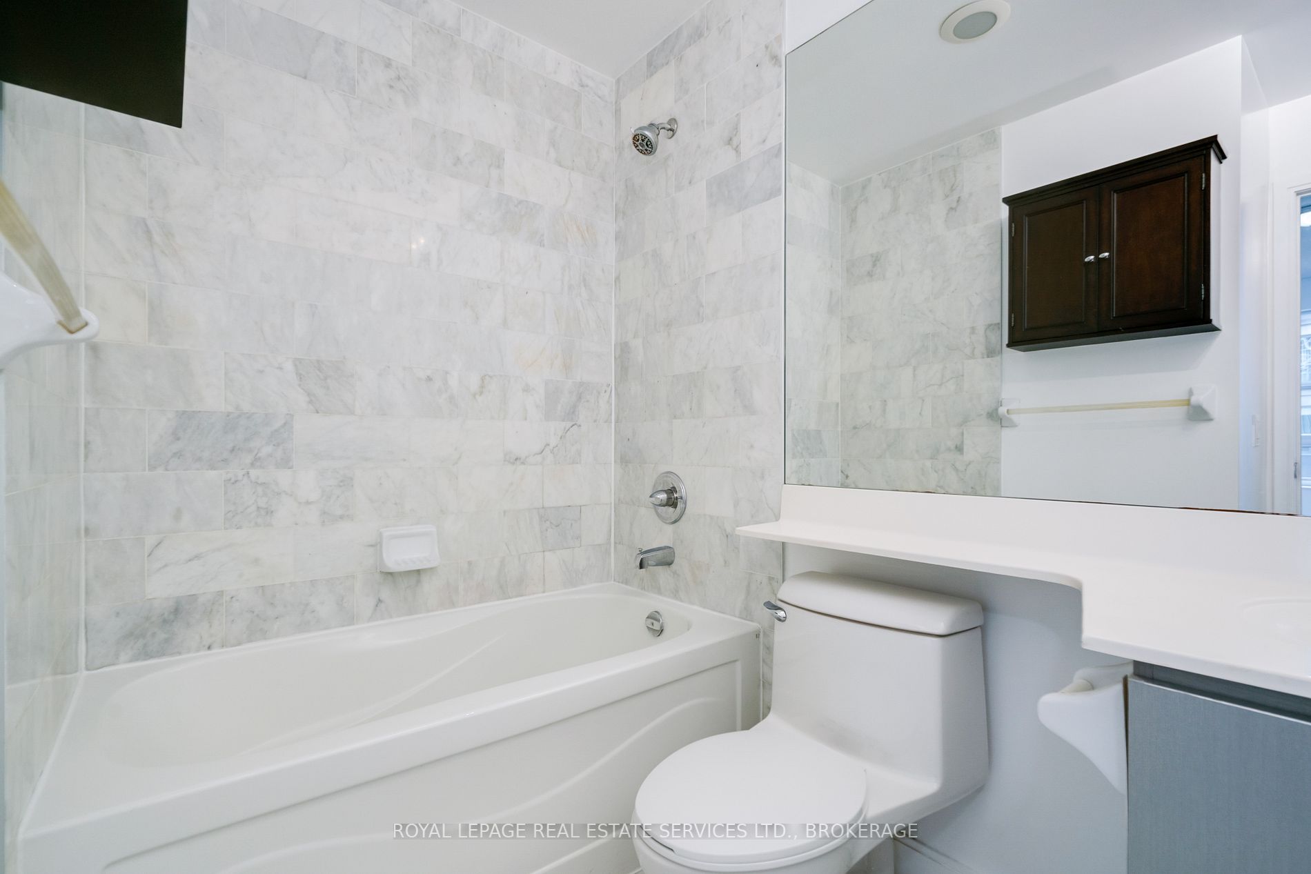 1 Scott St, #503