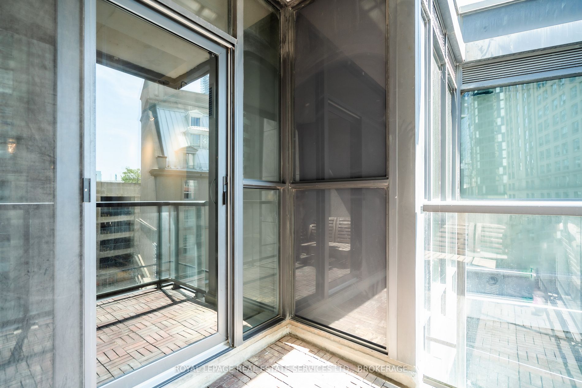 1 Scott St, #503