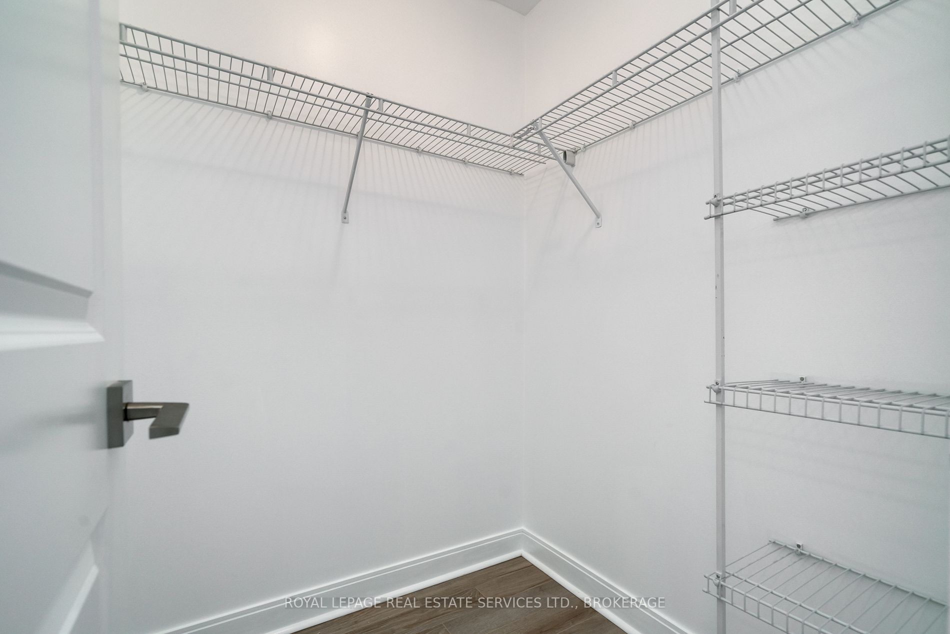1 Scott St, #503