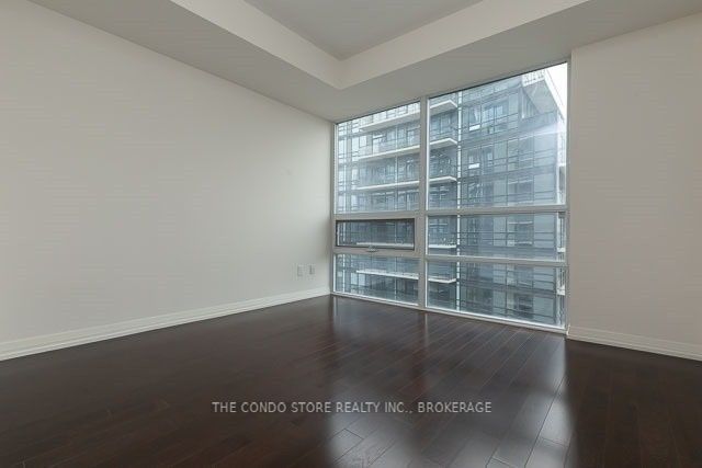 460 Adelaide St E, #1911
