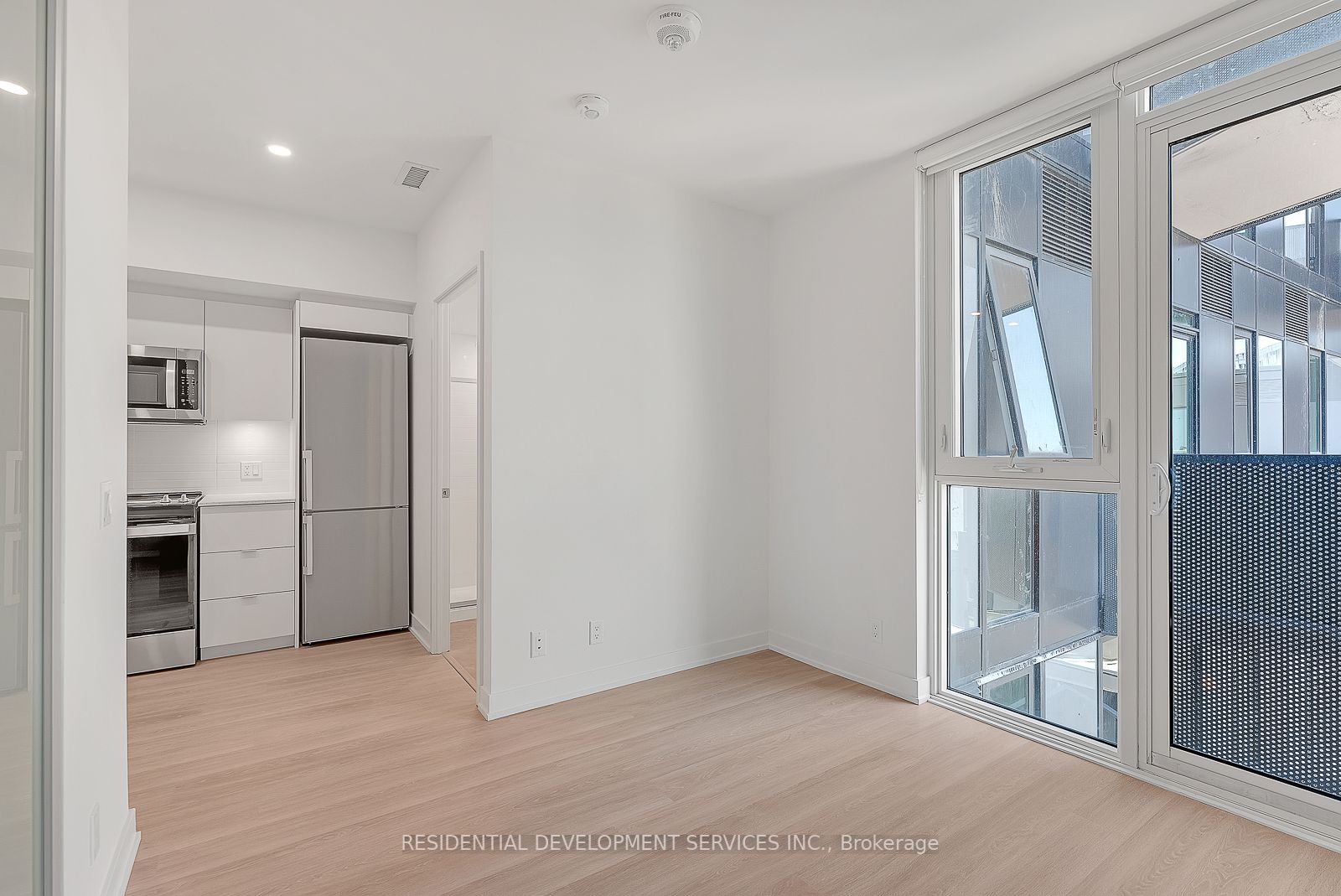 30 Tretti Way, #1001