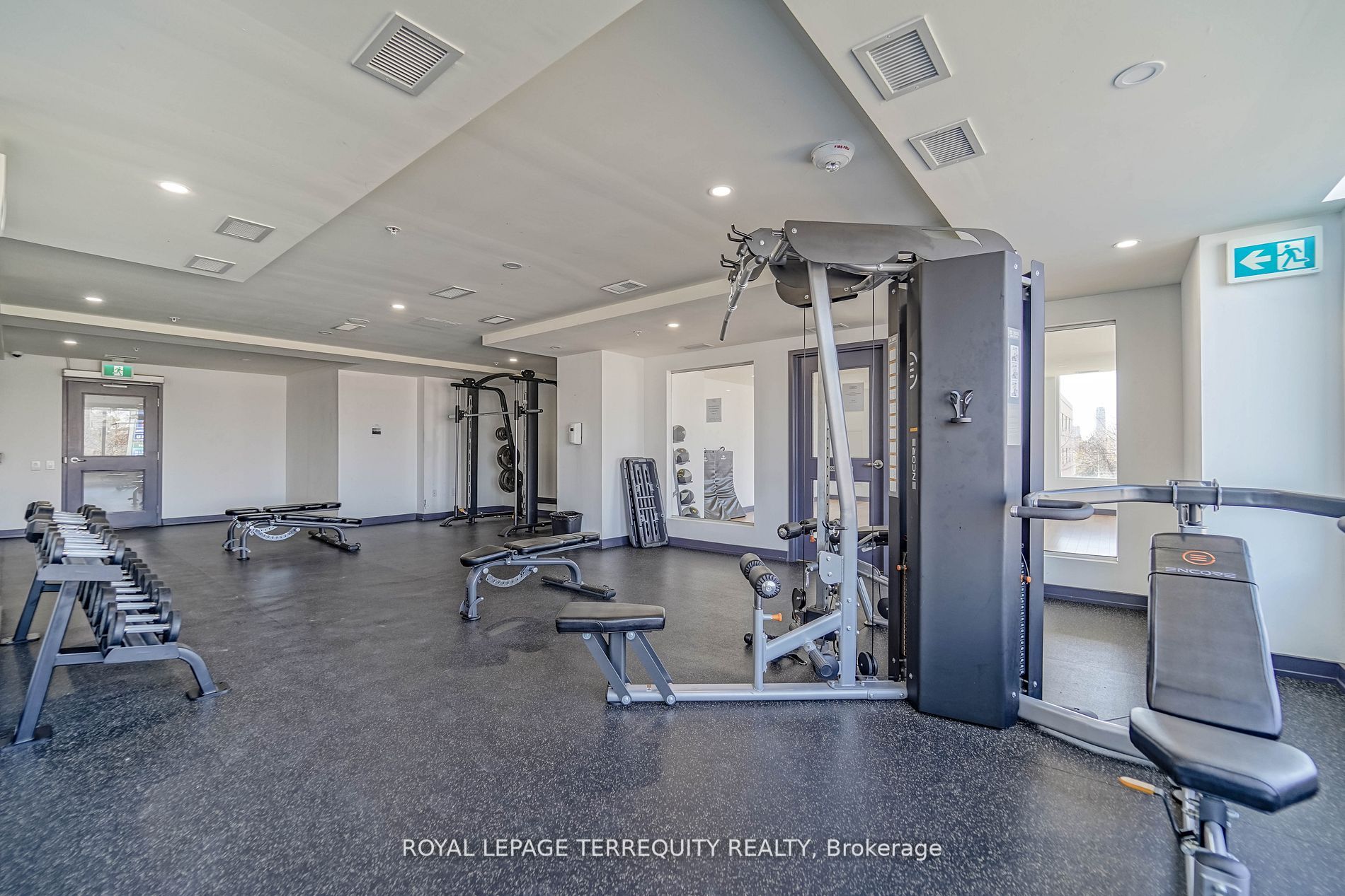 3237 Bayview Ave, #601