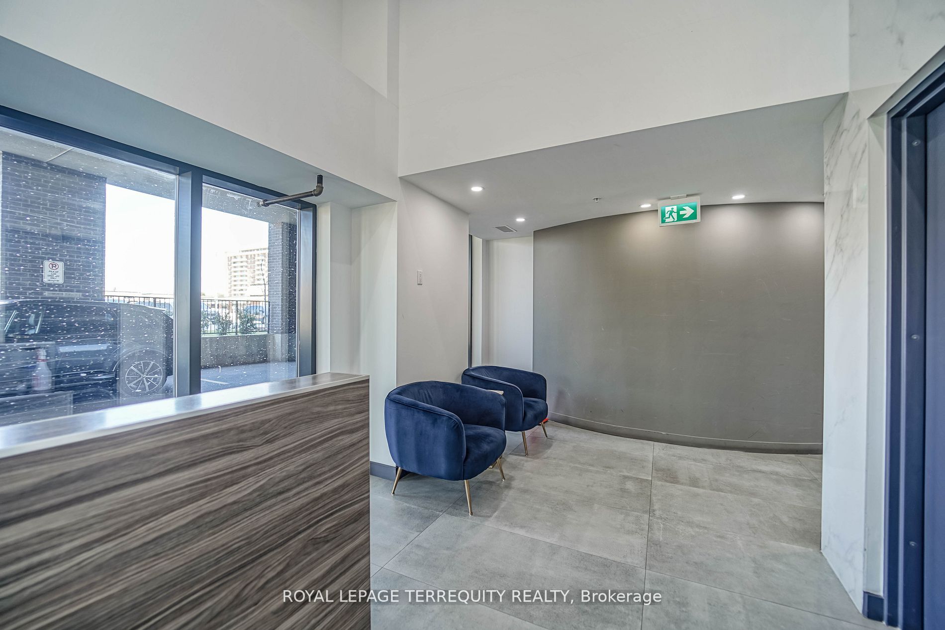 3237 Bayview Ave, #601