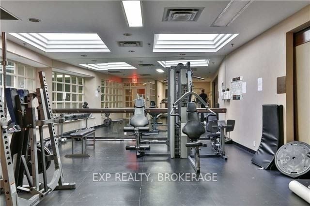 7 Broadway Ave, #604