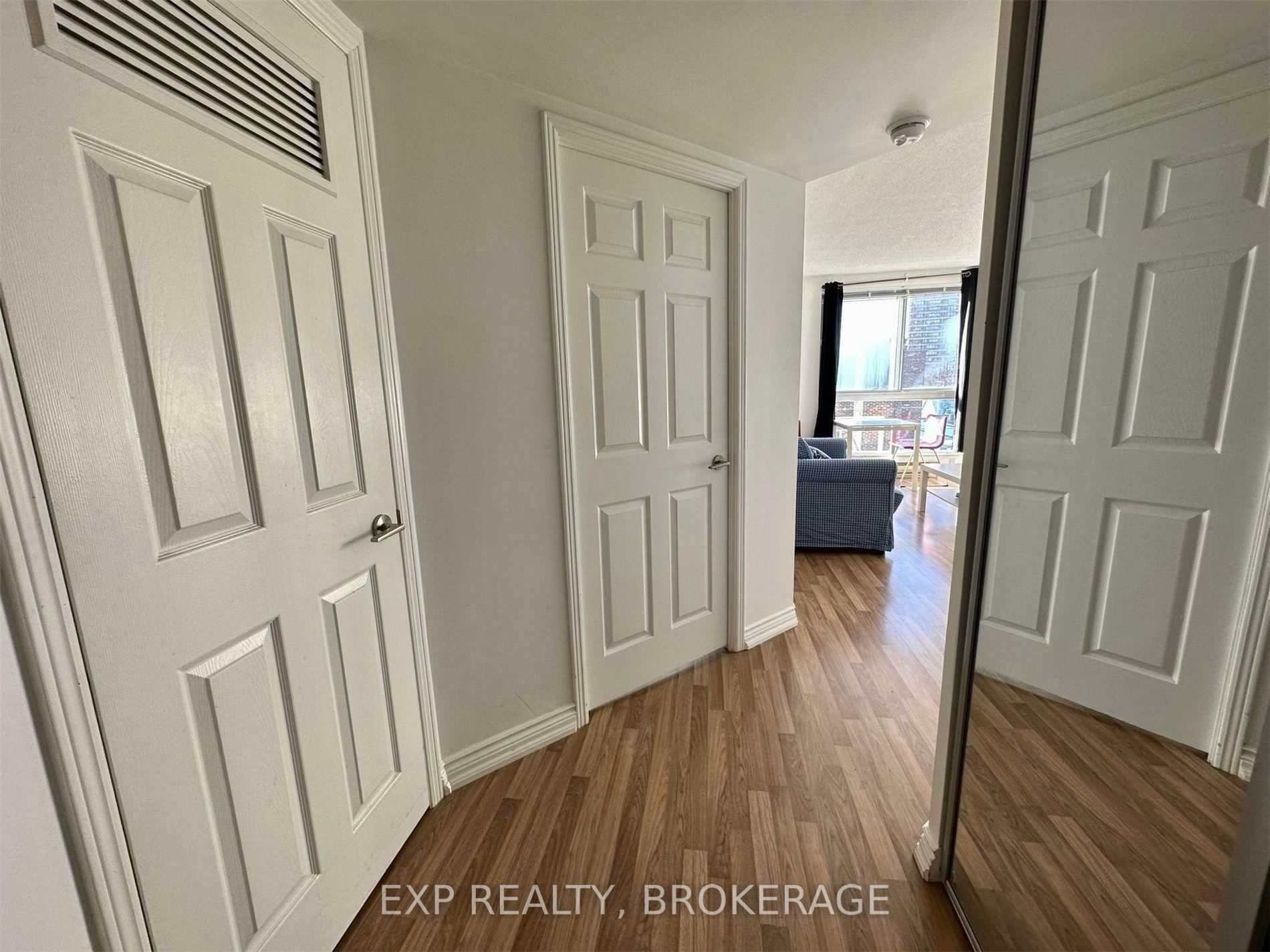 7 Broadway Ave, #604