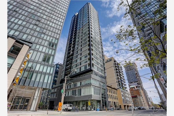 68 Shuter St, Toronto