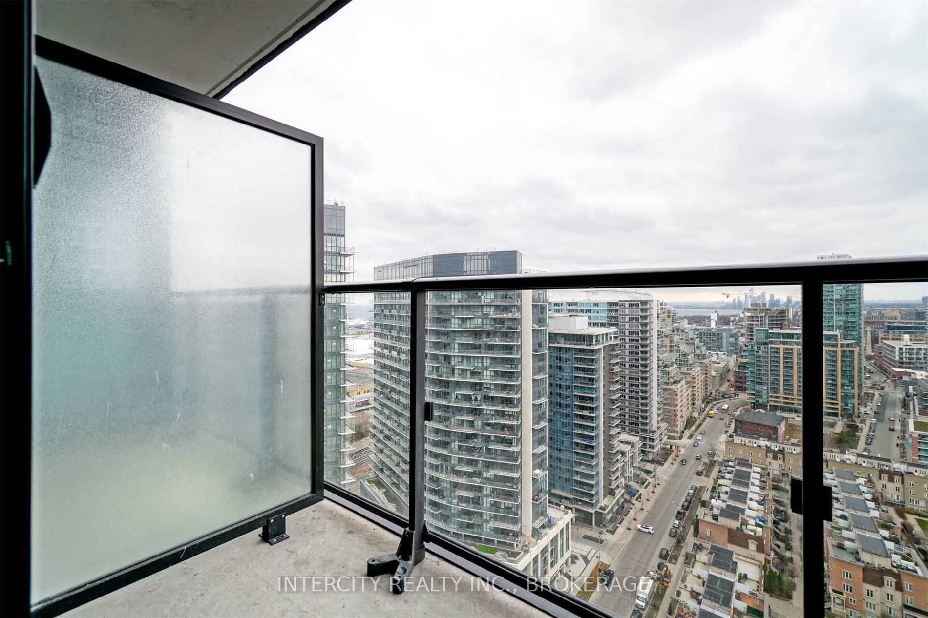 19 Western Battery Rd, #2709