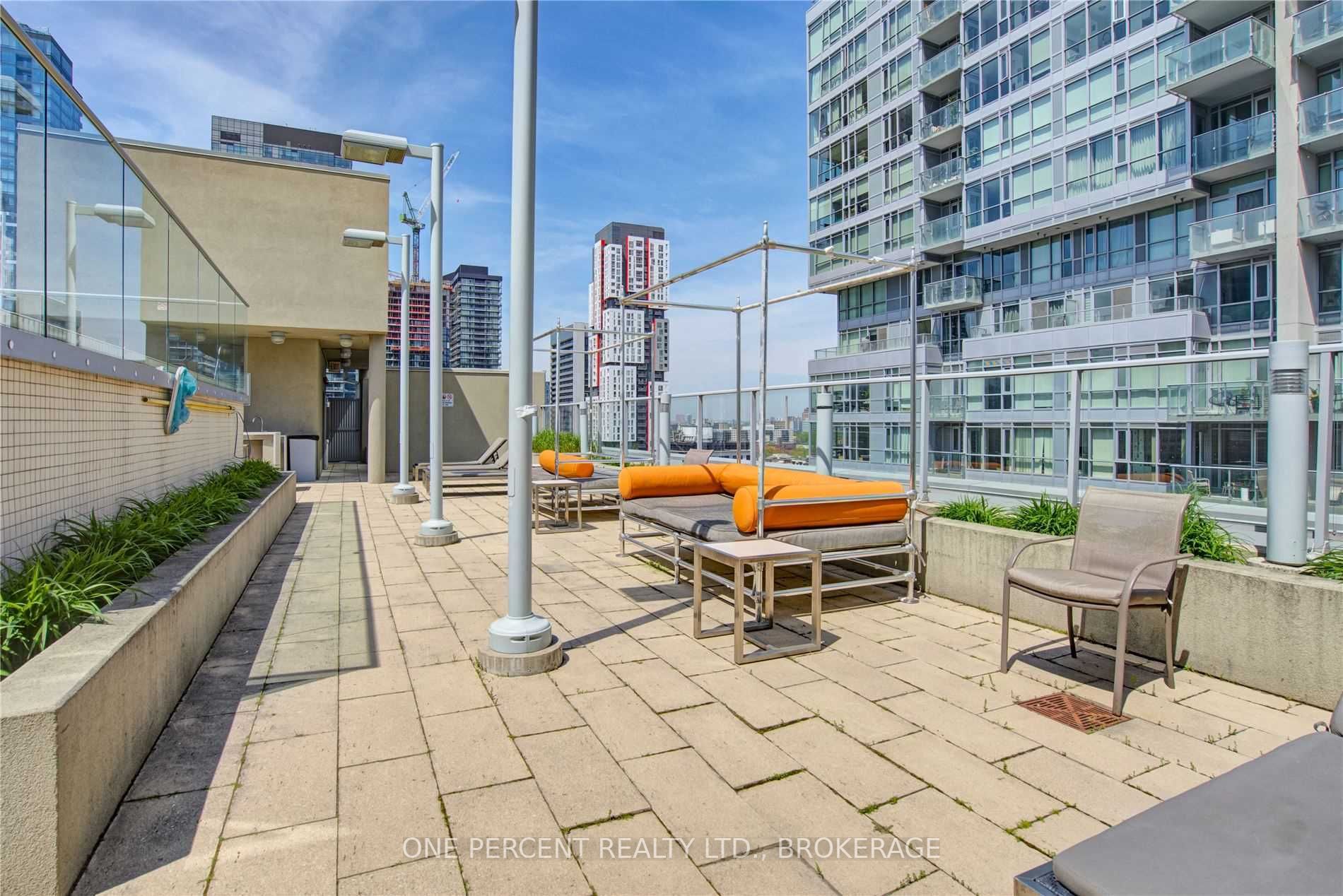 21 Nelson St, #516