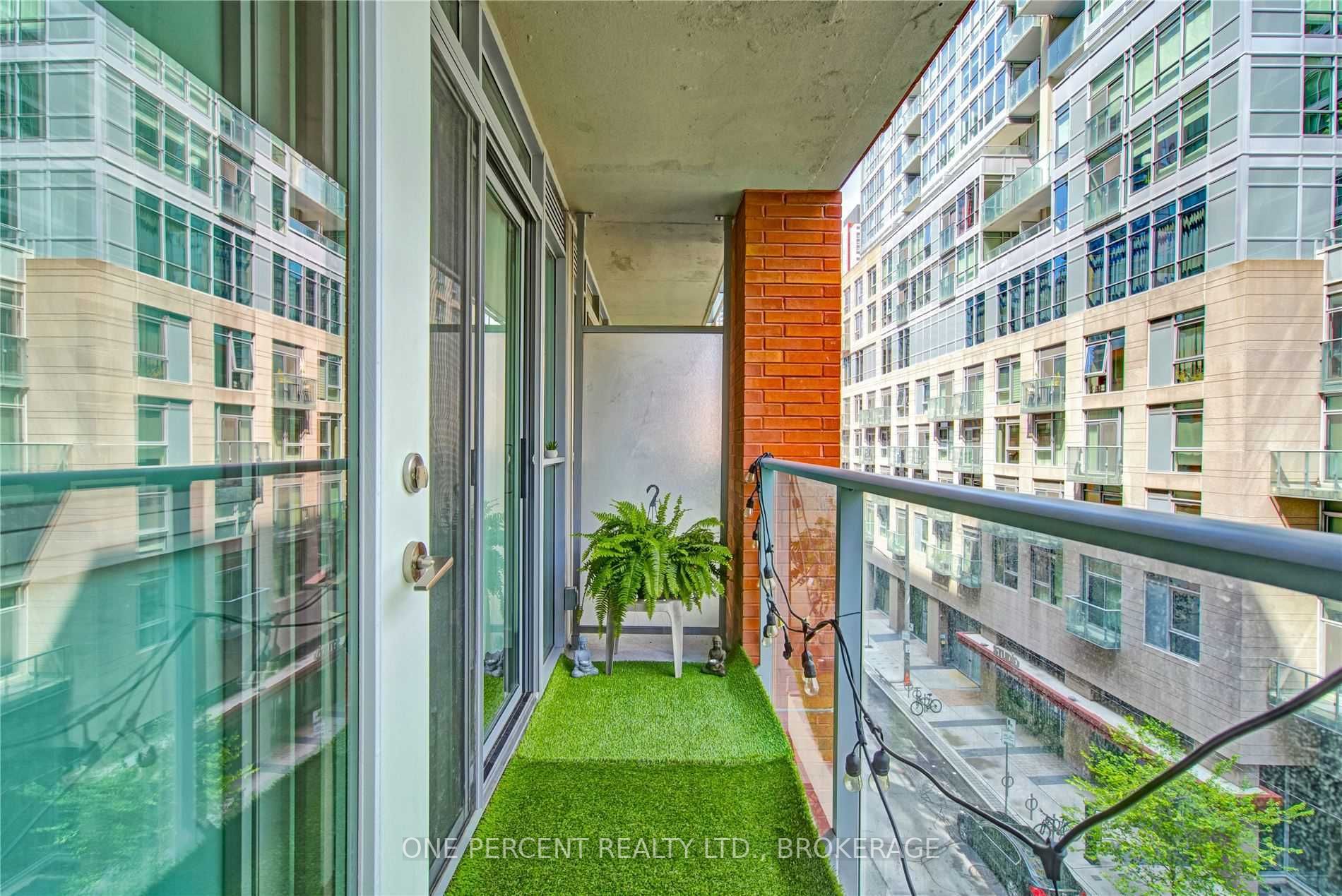 21 Nelson St, #516