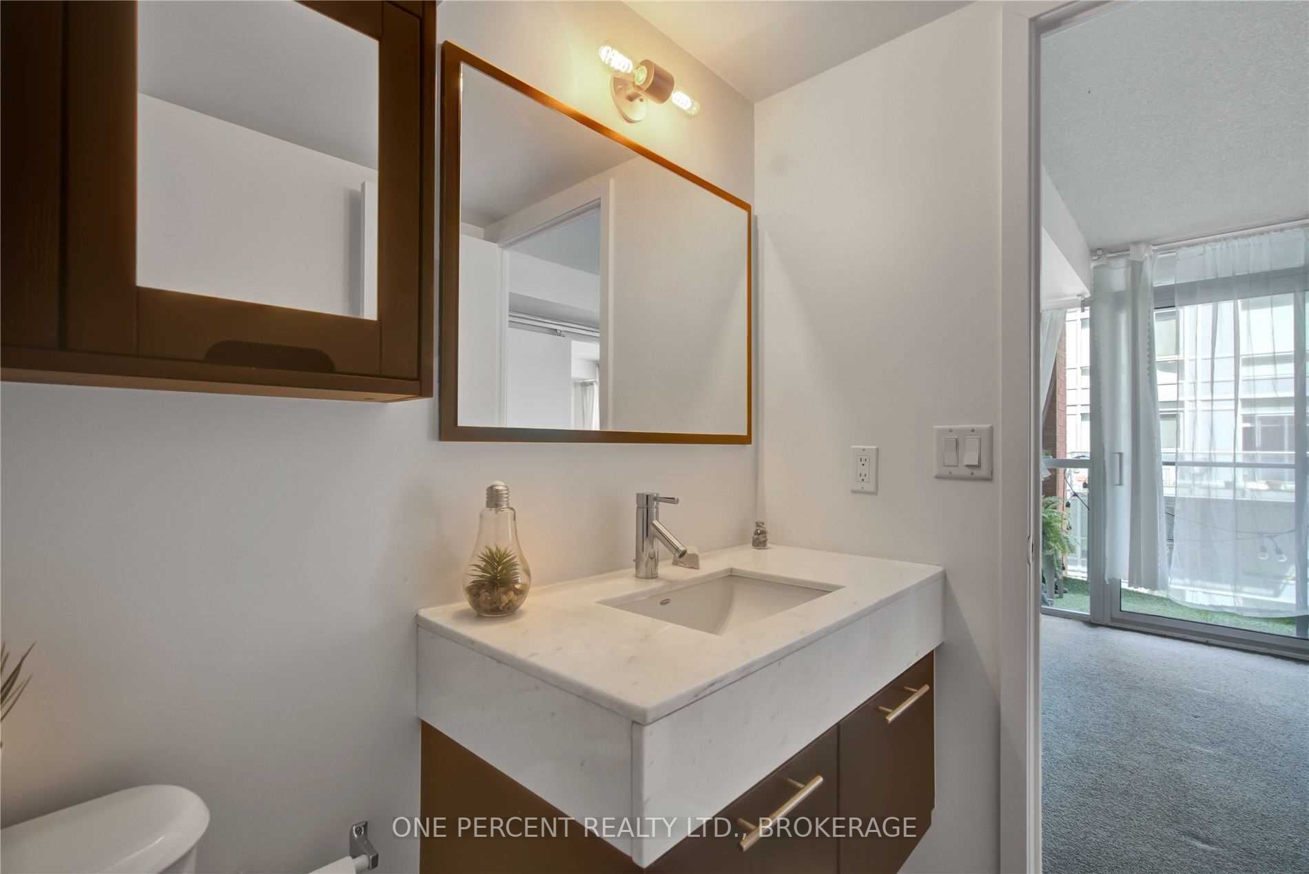 21 Nelson St, #516