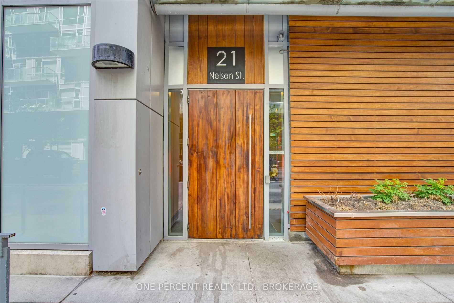 21 Nelson St, #516