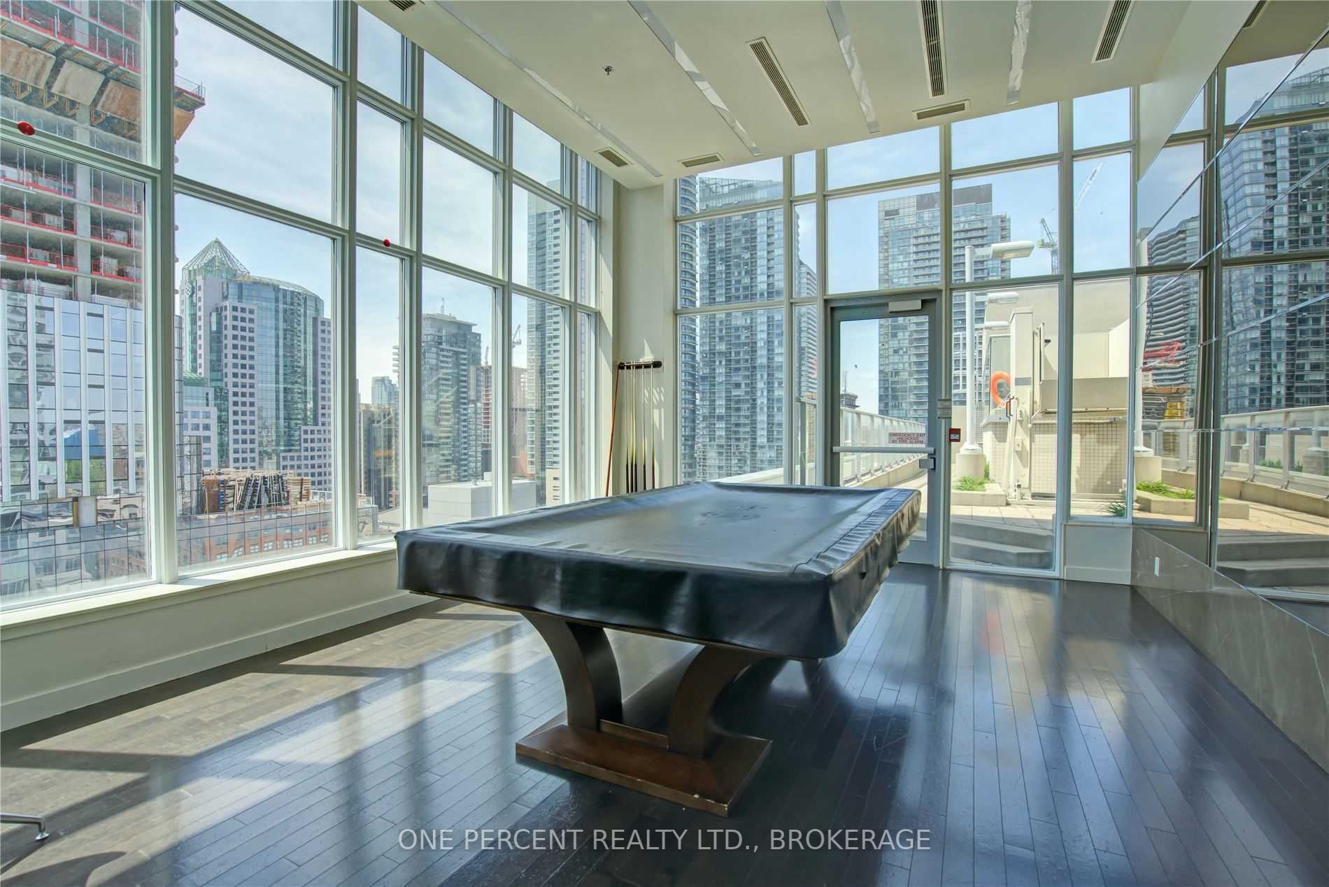 21 Nelson St, #516