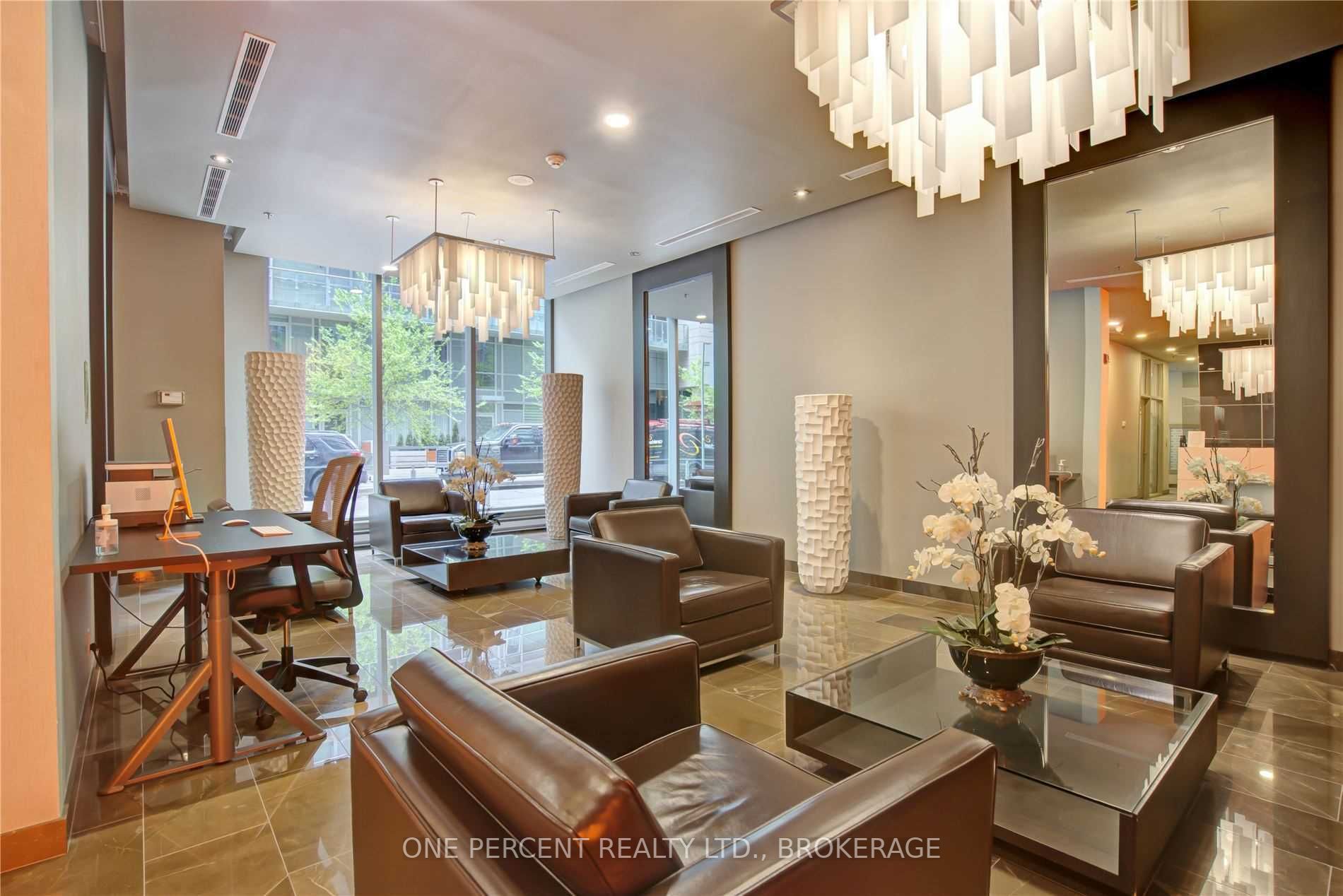 21 Nelson St, #516
