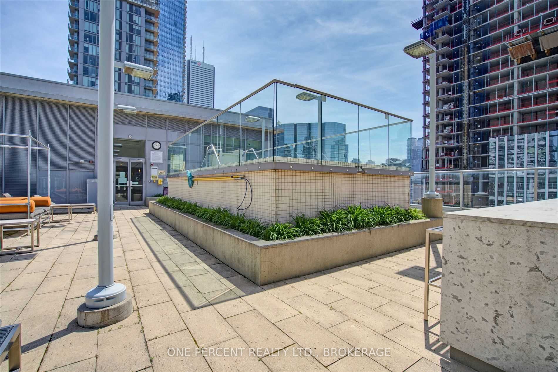 21 Nelson St, #516