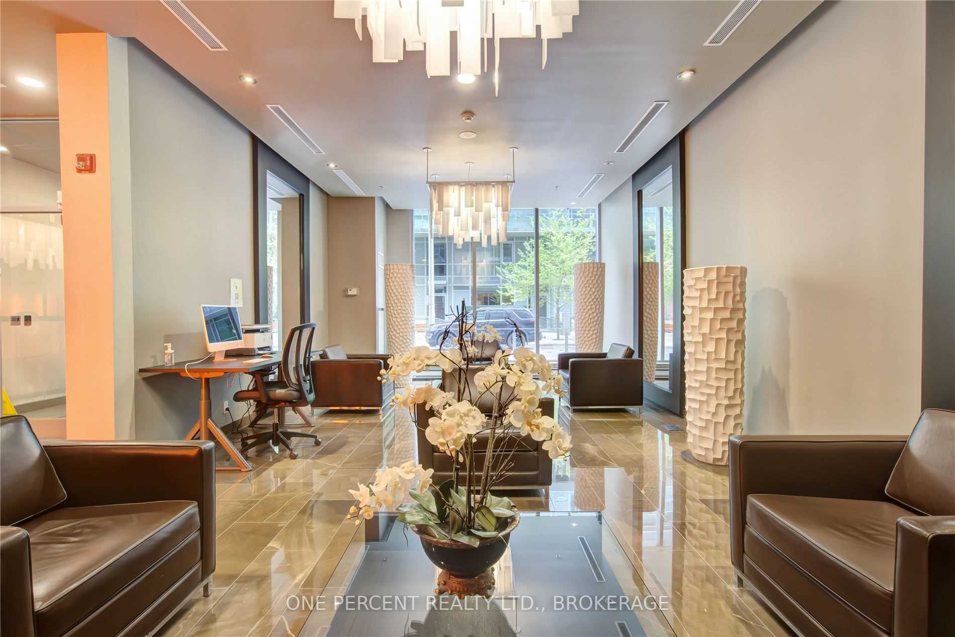 21 Nelson St, #516