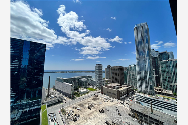 55 Cooper St, Toronto