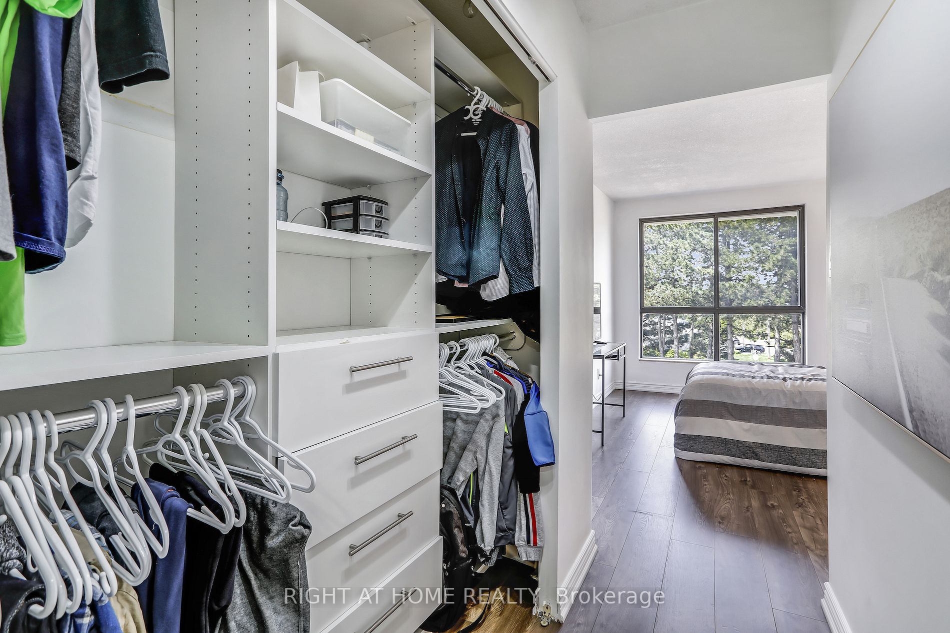 Listing C6009380 - Large Photo # 25