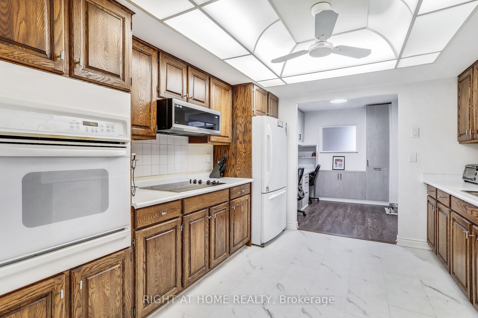 Listing C6009380 - Large Photo # 27