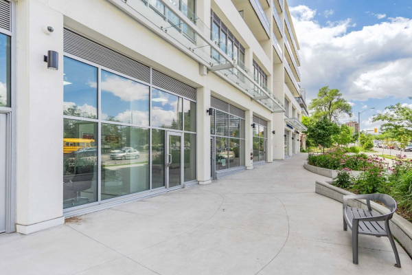 595 Sheppard Ave E