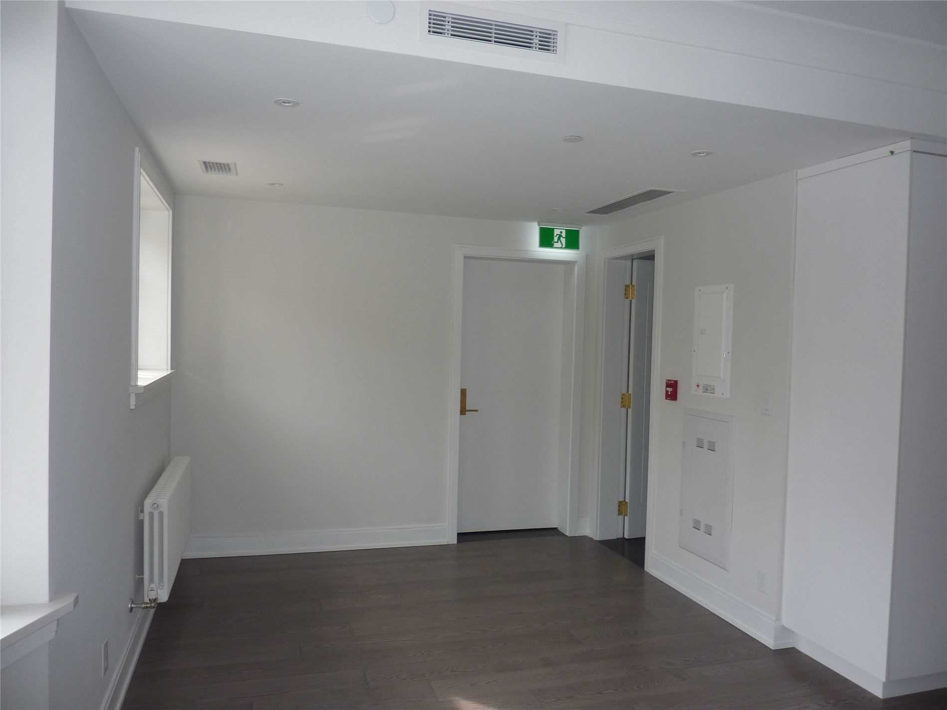 2 Clarendon Avenue #204