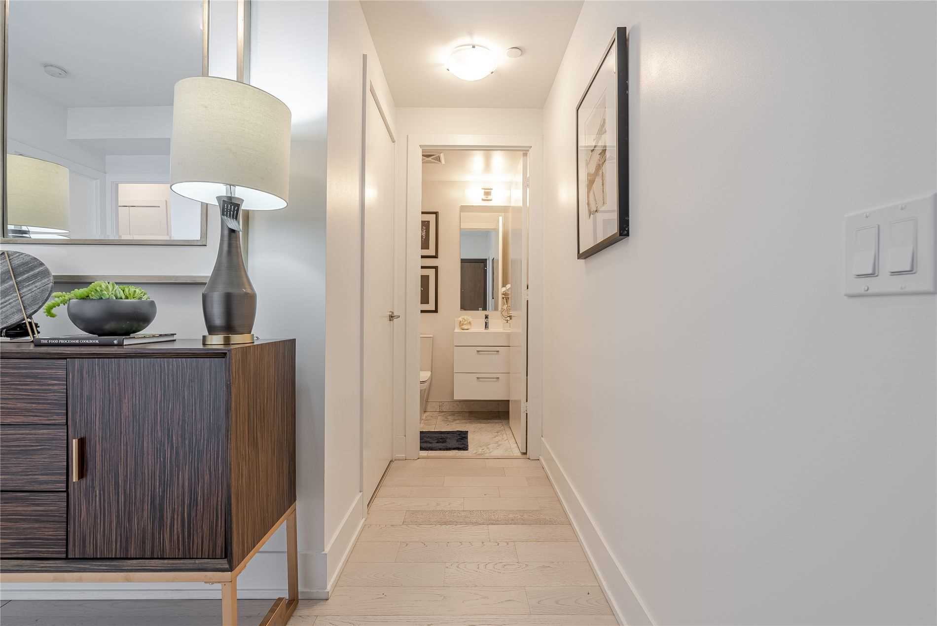1 Yorkville Ave, #4101