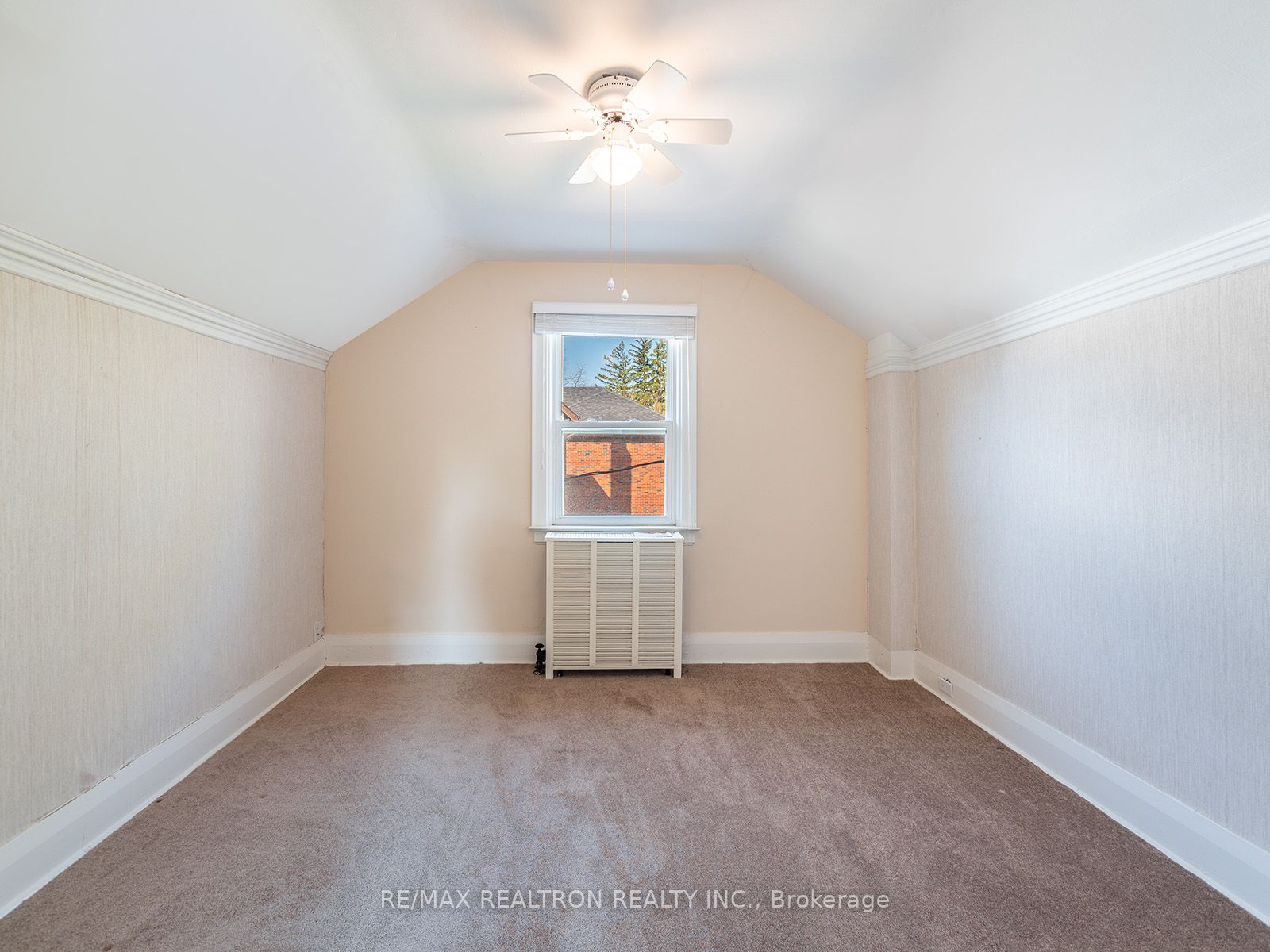 178 Blythwood Rd