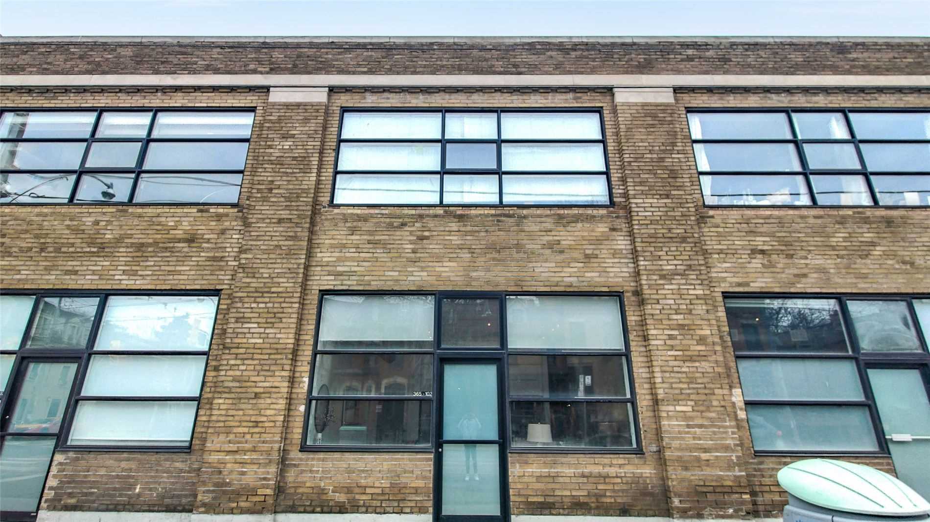 365 Dundas St E, #102