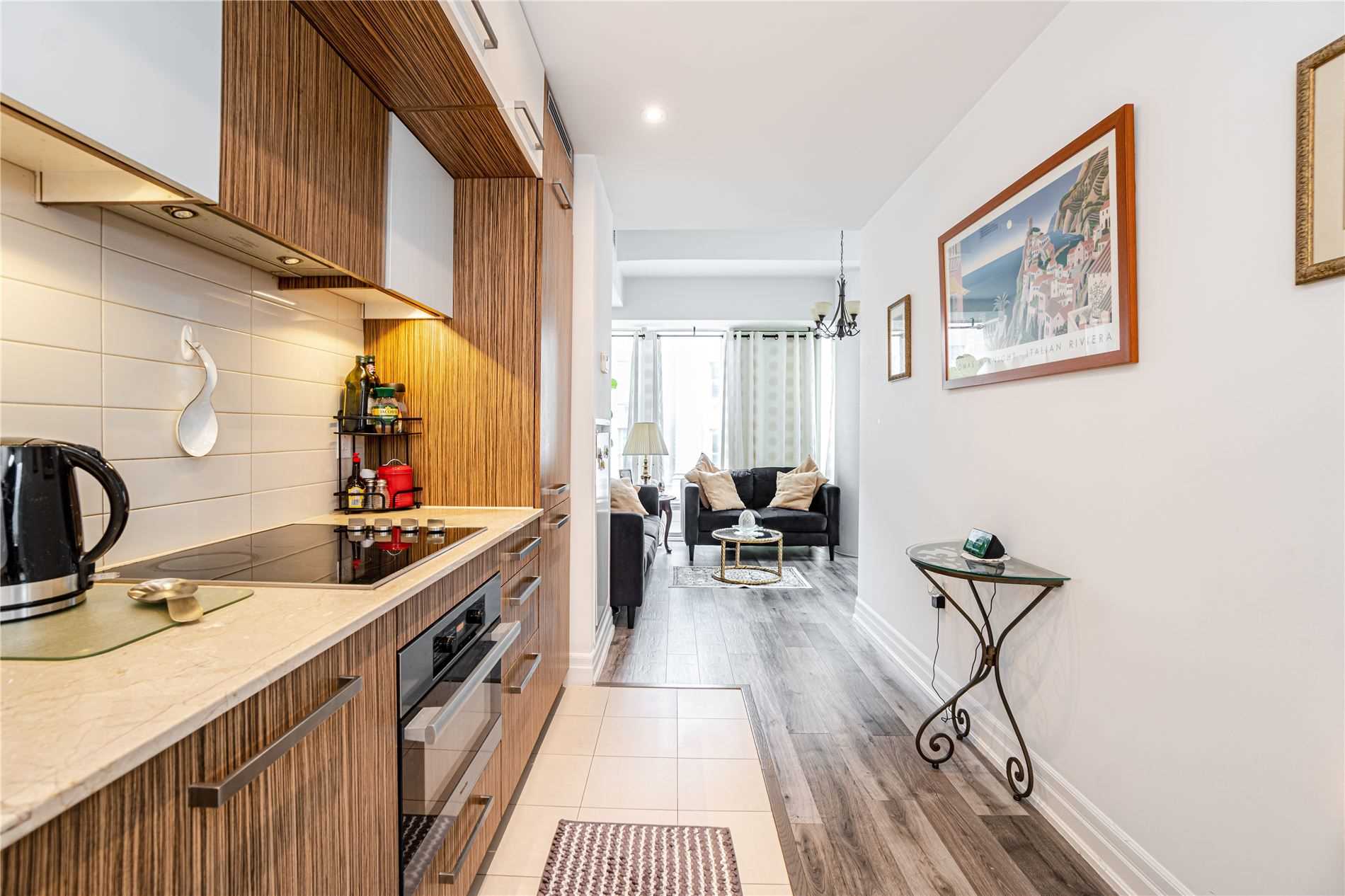 8 The Esplanade St, #506