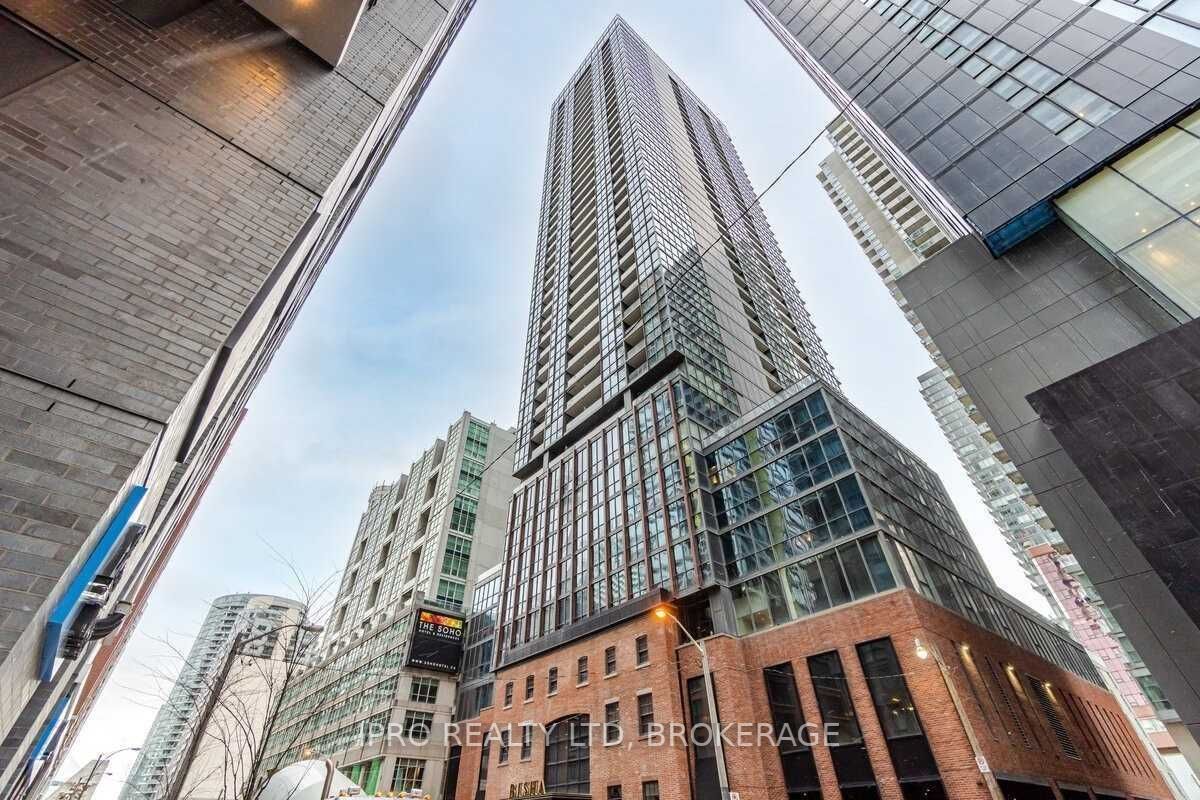 88 Blue Jays Way, #4105