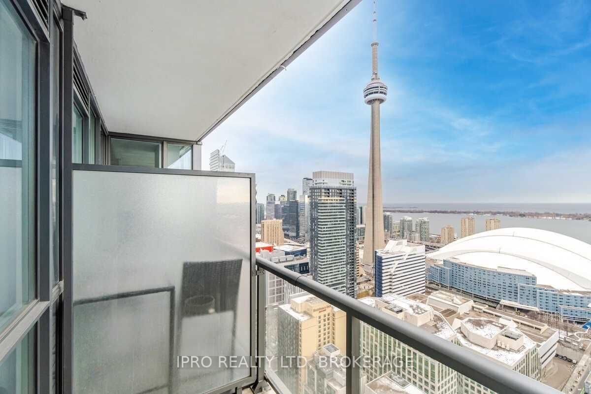 88 Blue Jays Way, #4105