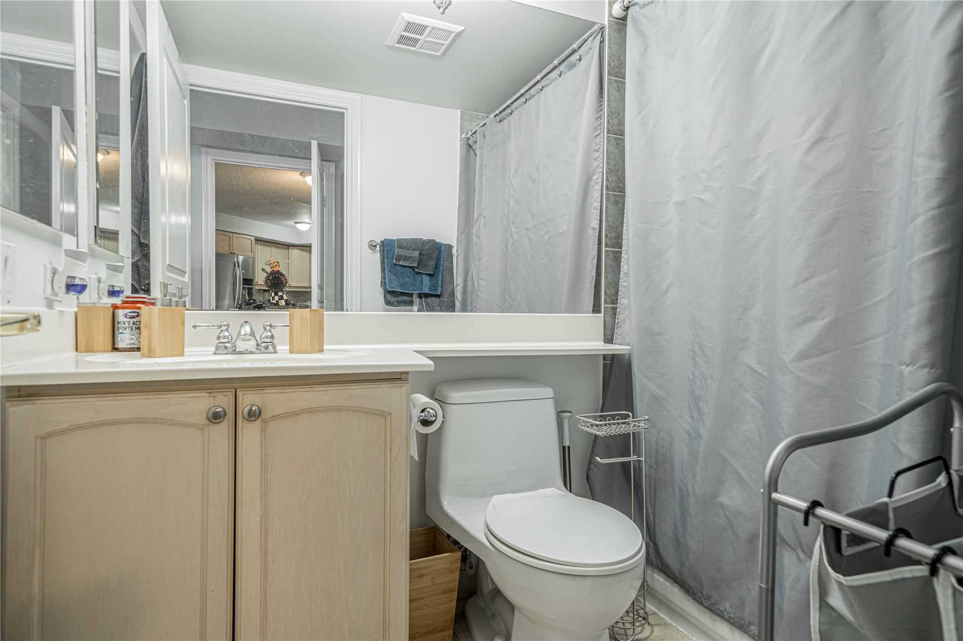 5 Northtown Way #1109