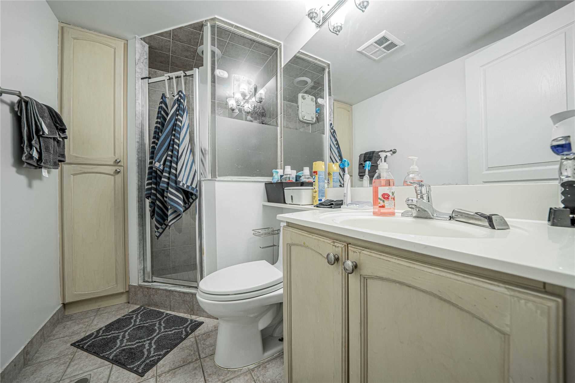 5 Northtown Way #1109