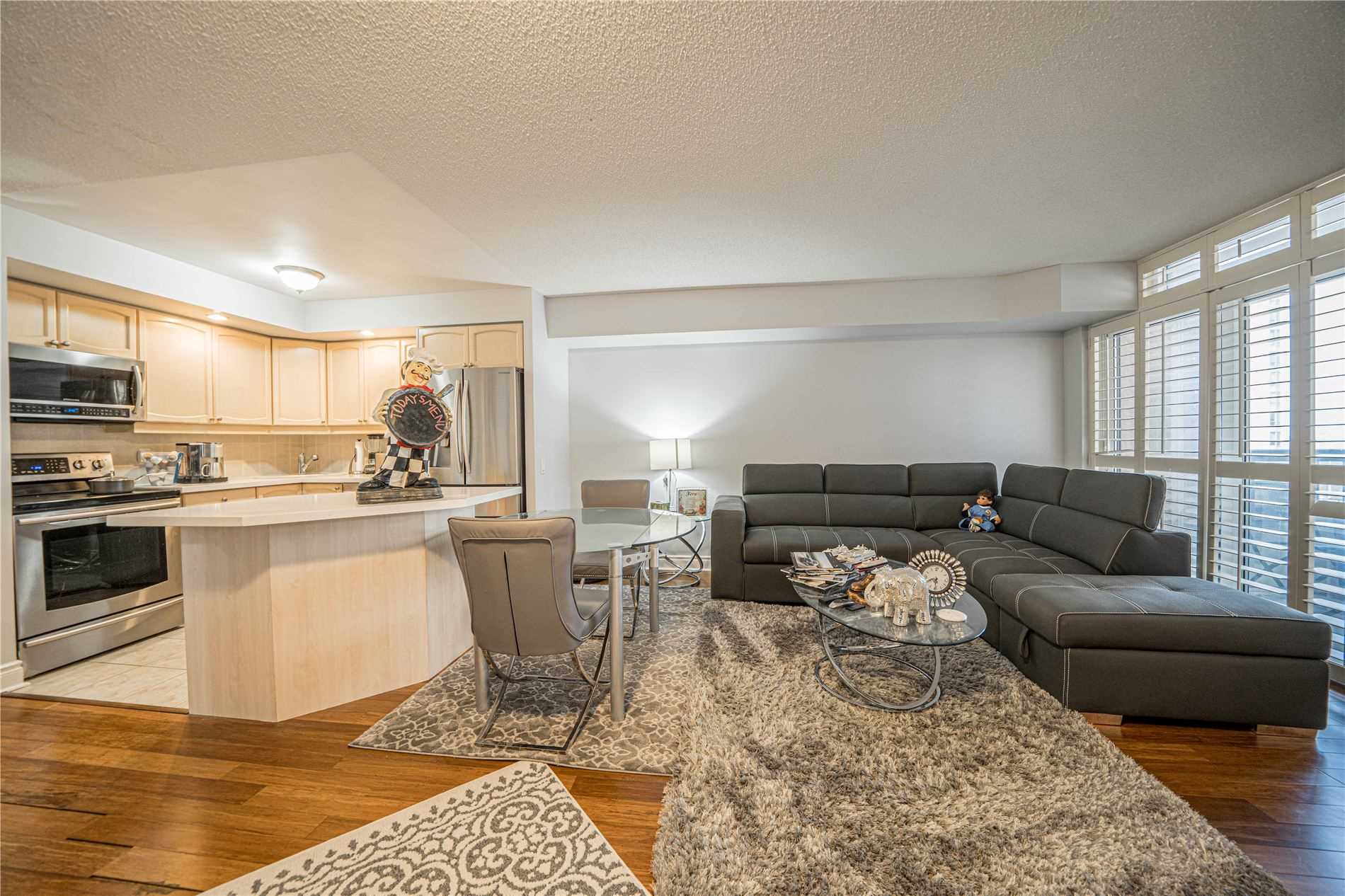 5 Northtown Way #1109