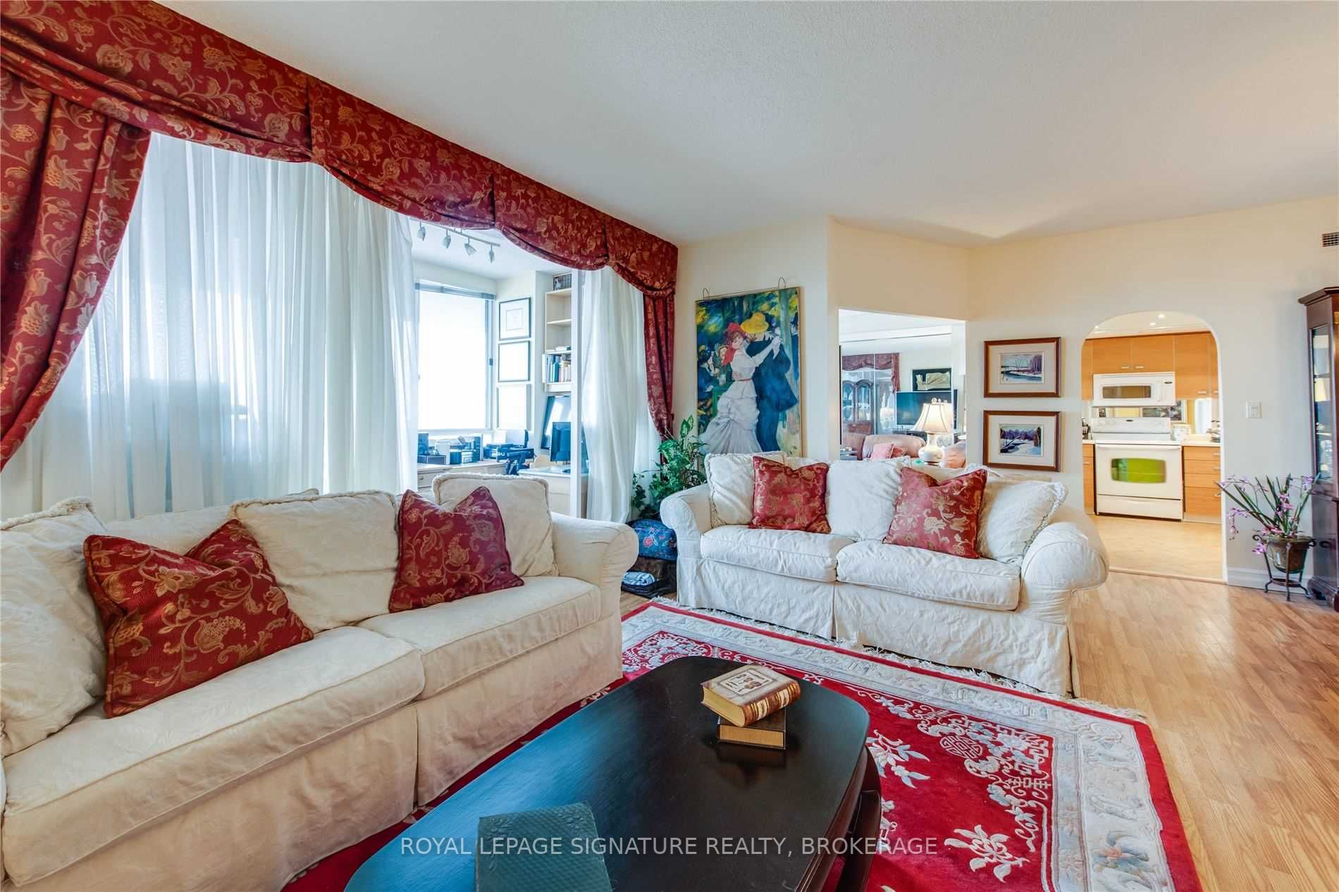 65 Skymark Dr, #2901