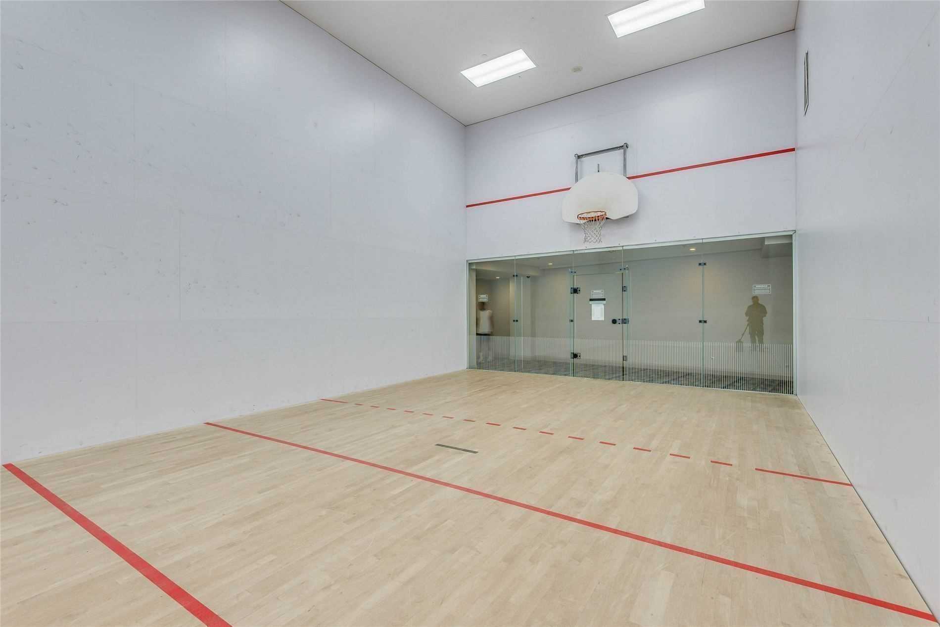 16 Yonge St, #1508