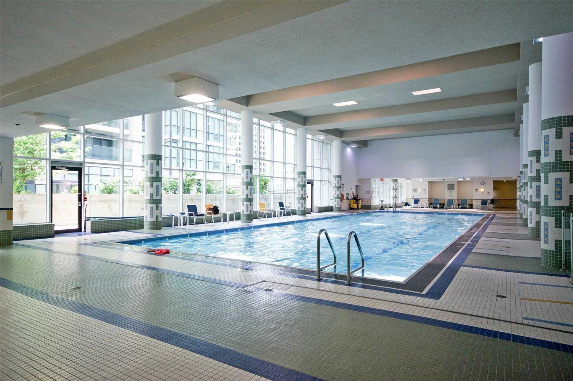 16 Yonge St, #1508