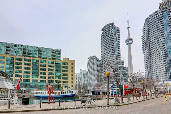 99 Harbour Sq, Toronto