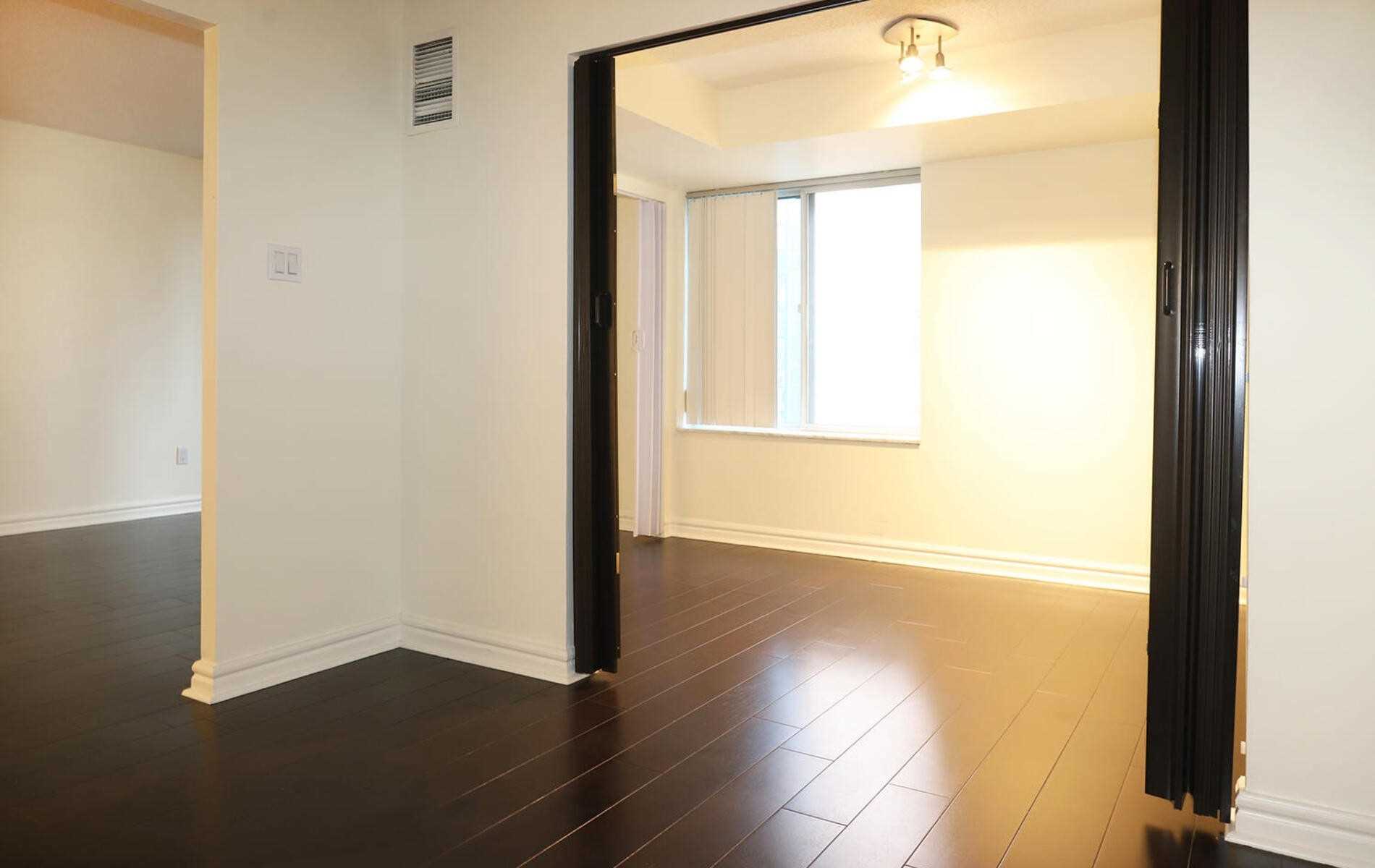 33 University Ave, #1508