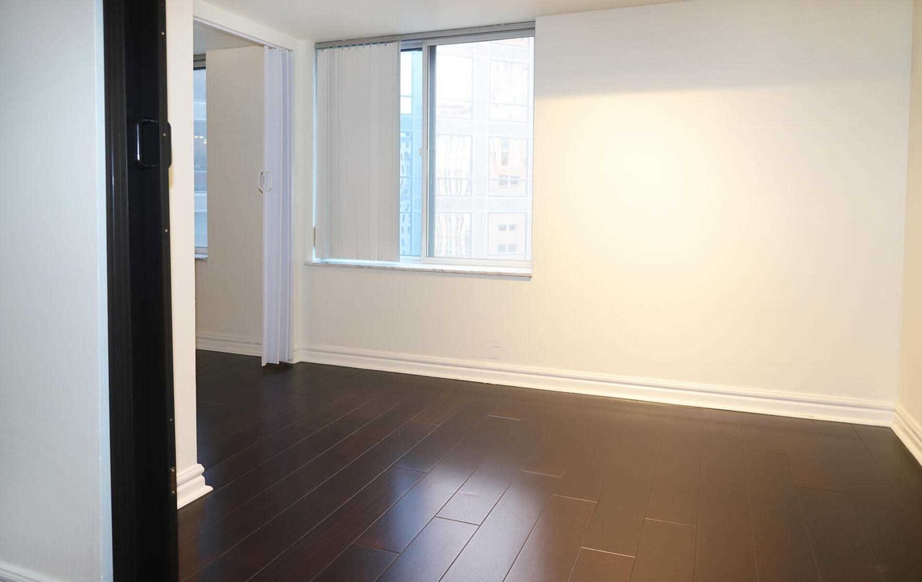 33 University Ave, #1508