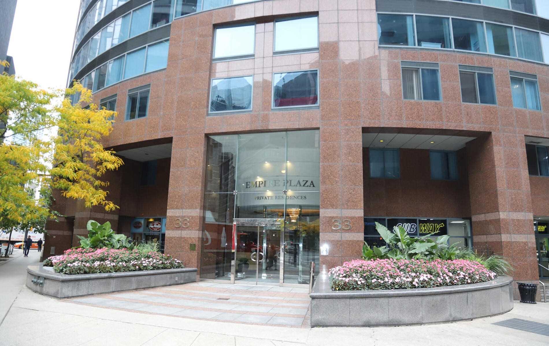 33 University Ave, #1508