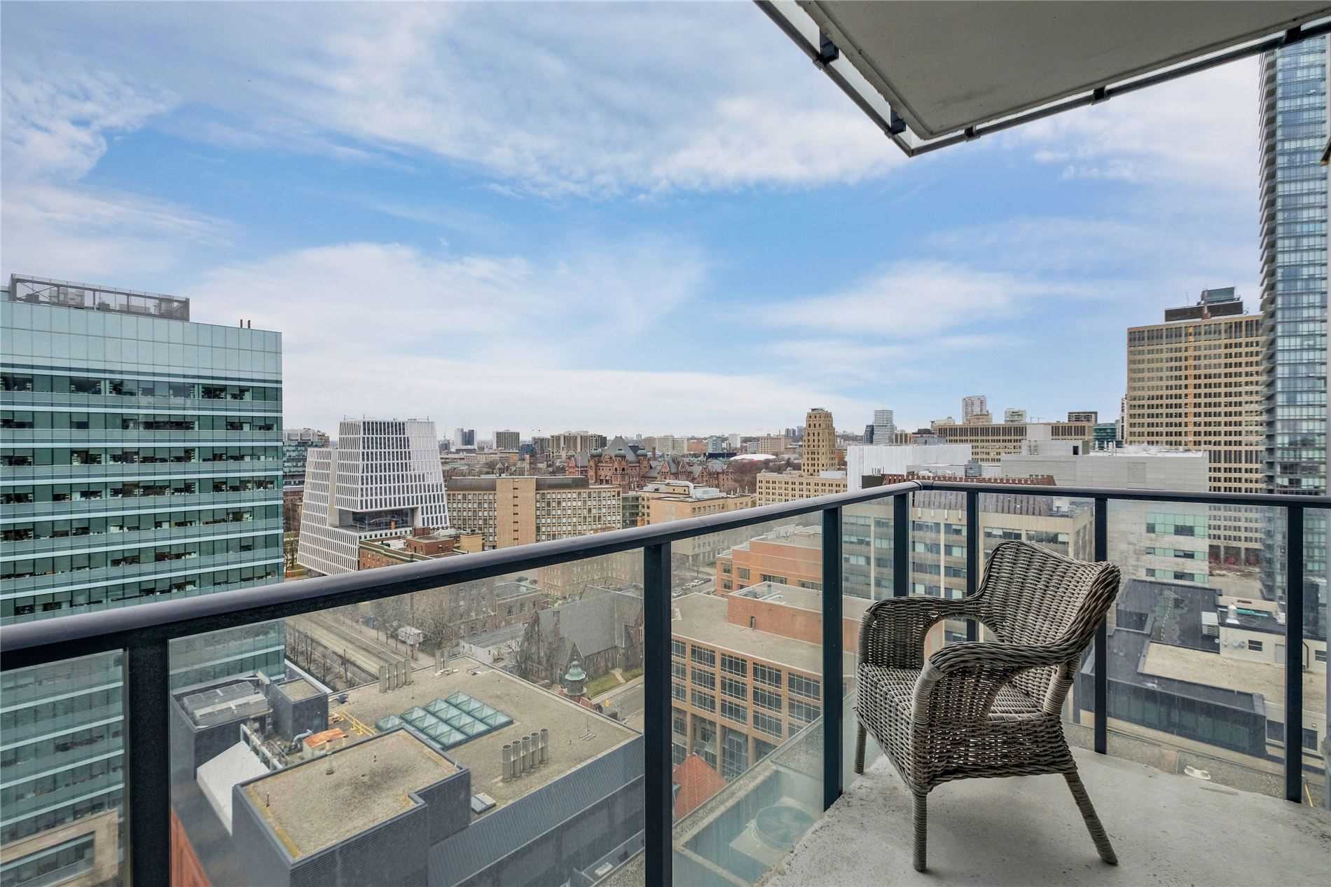 770 Bay Street #2001