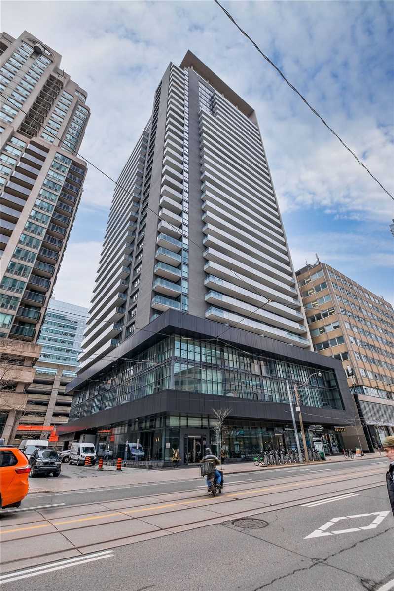 770 Bay Street #2001