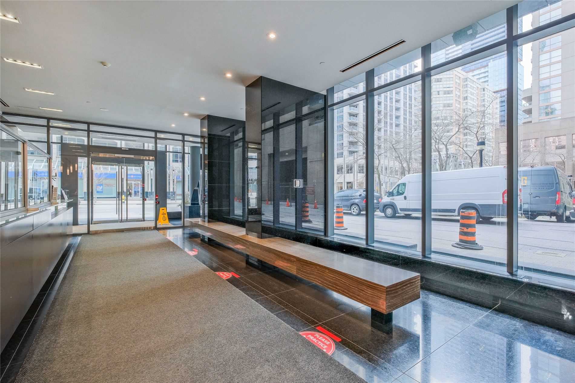 770 Bay Street #2001